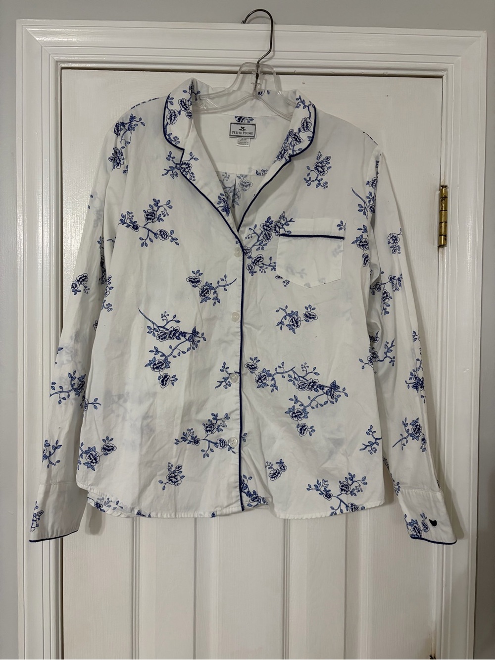 Petite Plume White Long-Sleeve Shirt with Blue Floral Print